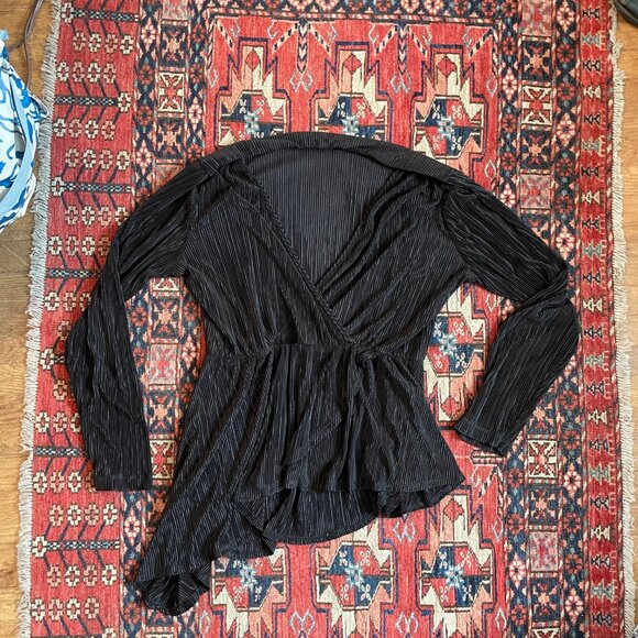 asymmetrical long sleeve wrap detail top - Picture 6 of 8